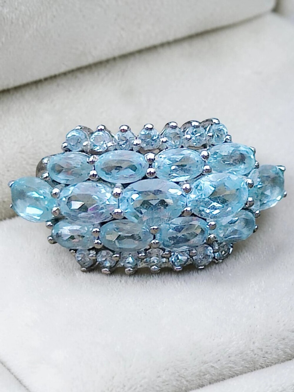Gorgeous Sterling Silver Blue Topaz Ring